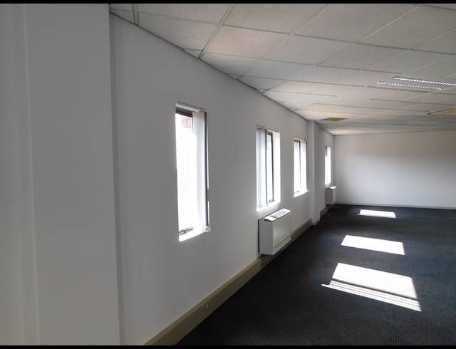 542M² OFFICE TO LET IN PARKTOWN